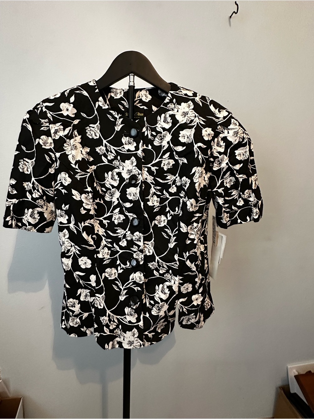Vintage 90s Stuart Alan Monochrome Floral Blouse